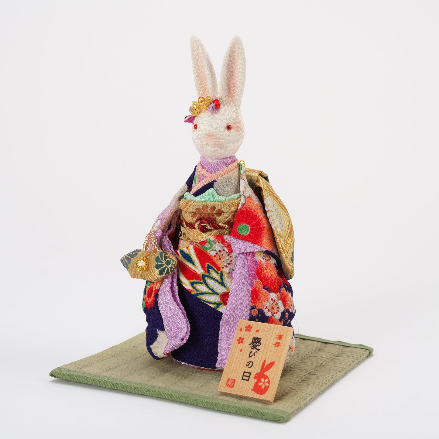 着物うさぎオルゴール 振袖立位 晴レの日 紫